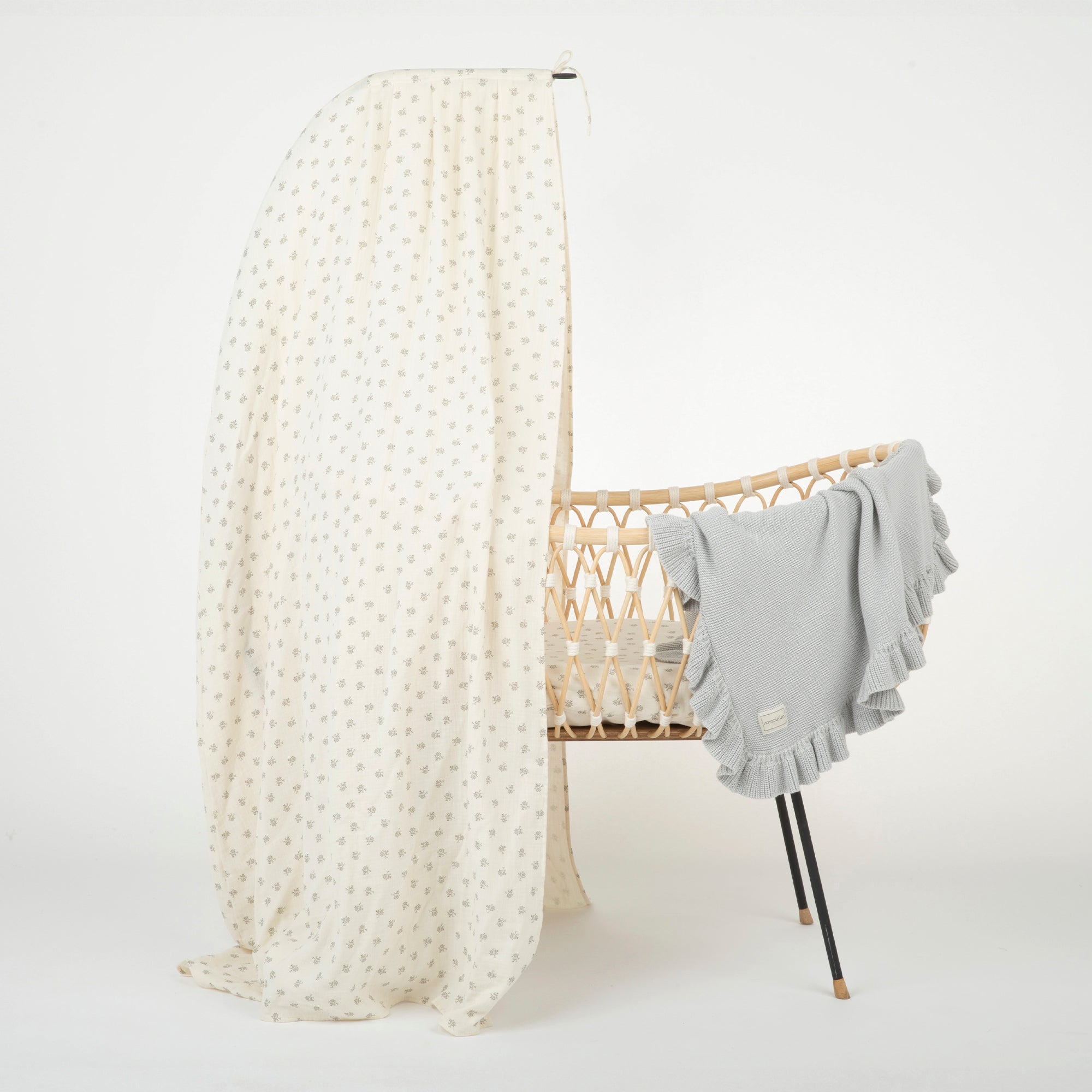 Emil Bassinet + Canopy Blossom Blue - Vegan - Minicoton