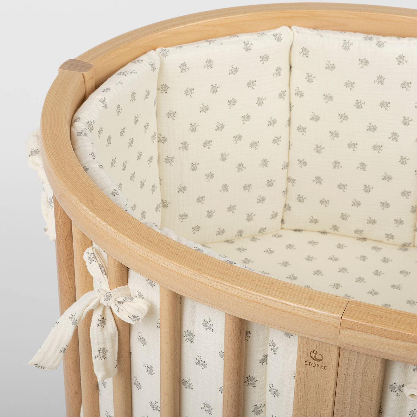 stokke crib blanket Stokke Blossom Blue Protector · Minicoton