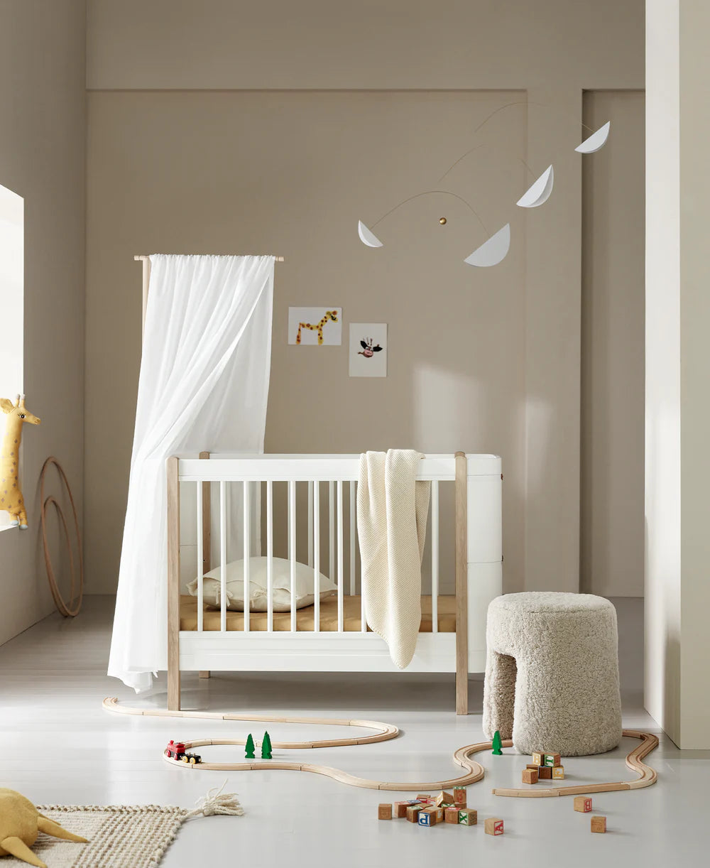 Oliver Furniture Wood Mini+ cot bed incl. junior kit