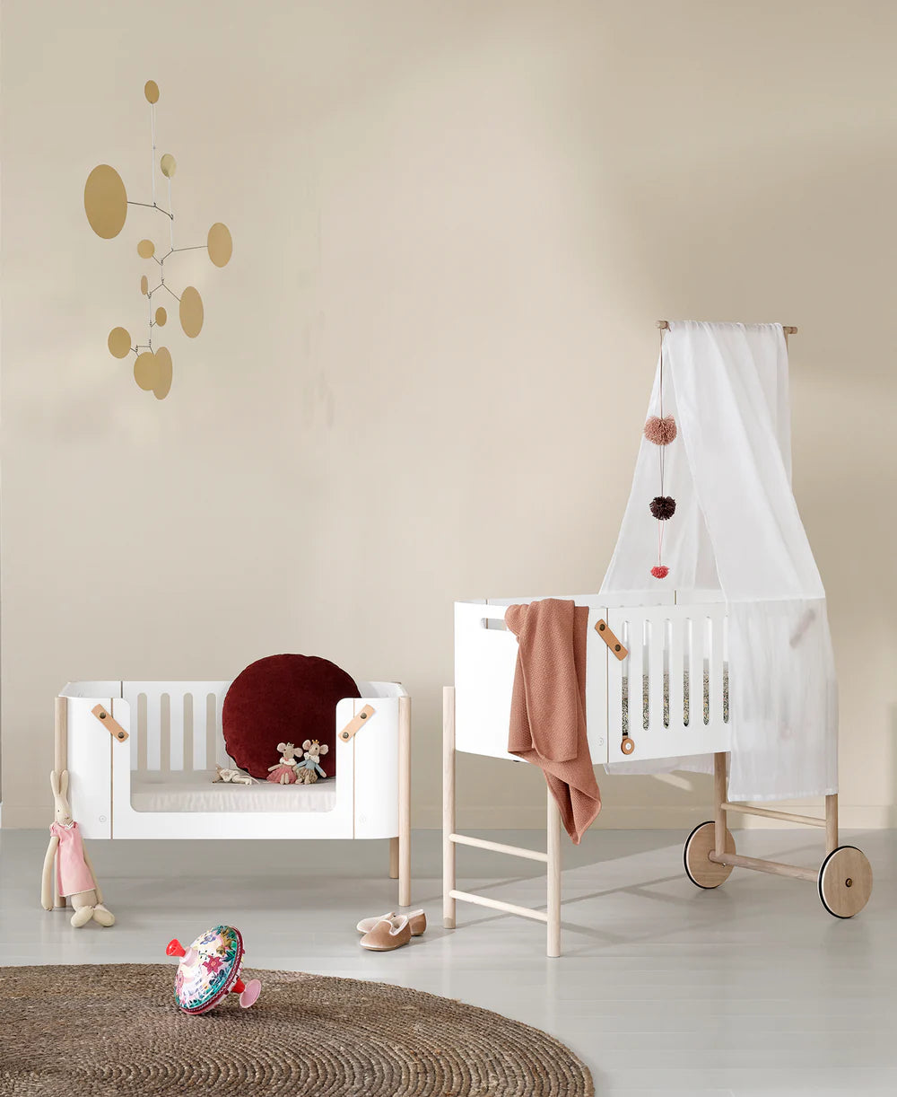 Oliver Furniture Berceau cododo Wood avec conversion en banc, blanc/chêne