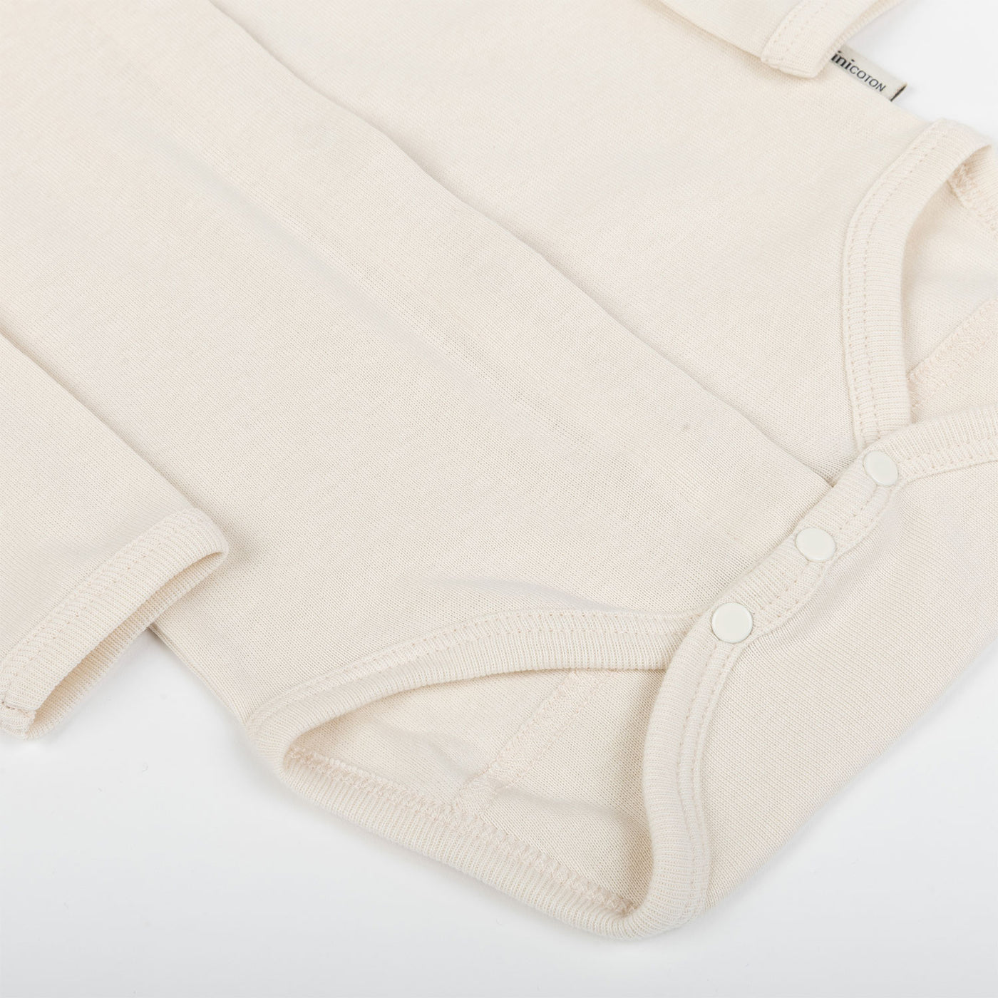 Body mit WELLENKRAGEN