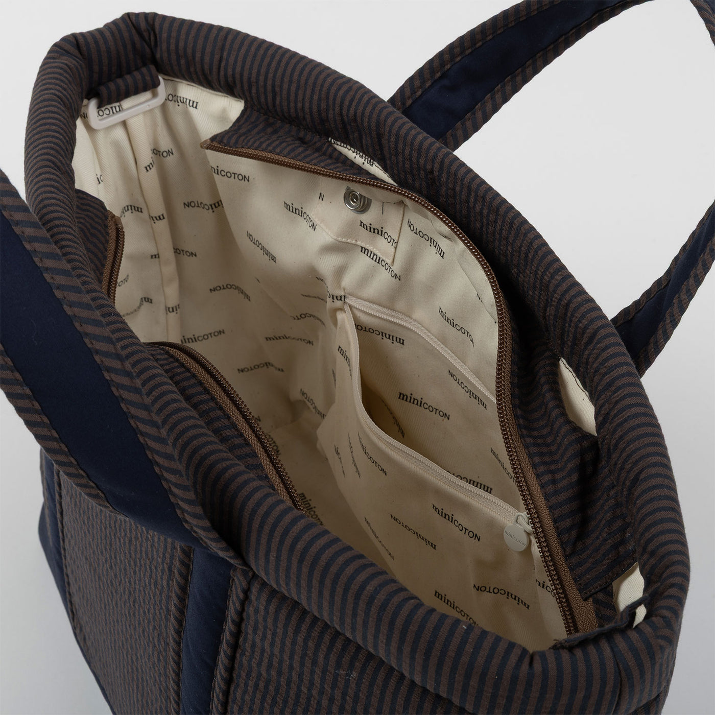 Carry Riscas Caramelo