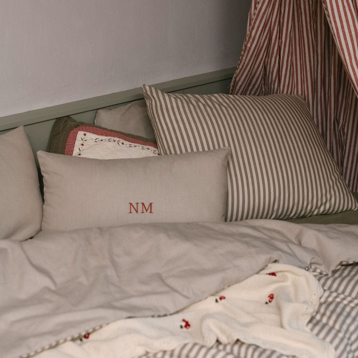 Kissen 30x50 cm Beige Stripes · Minicoton