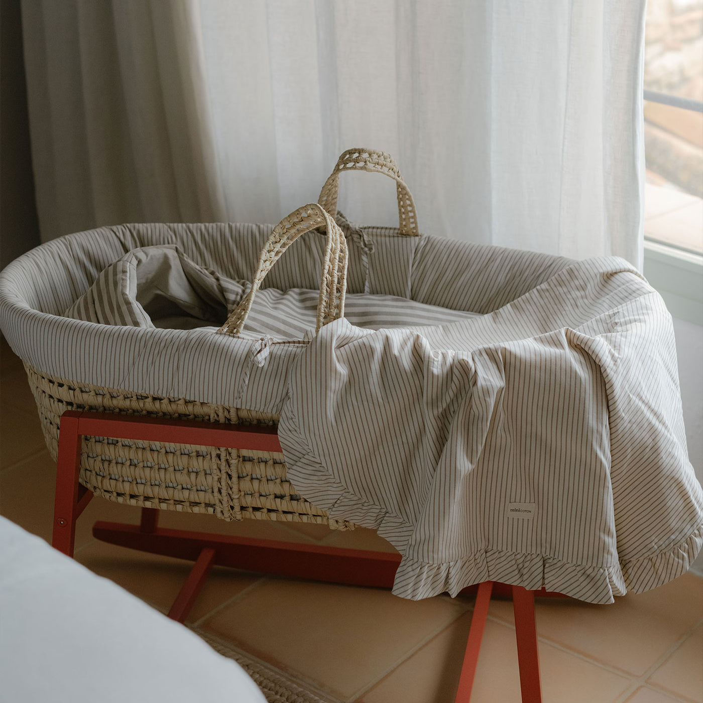 Arrullo Beige Stripes