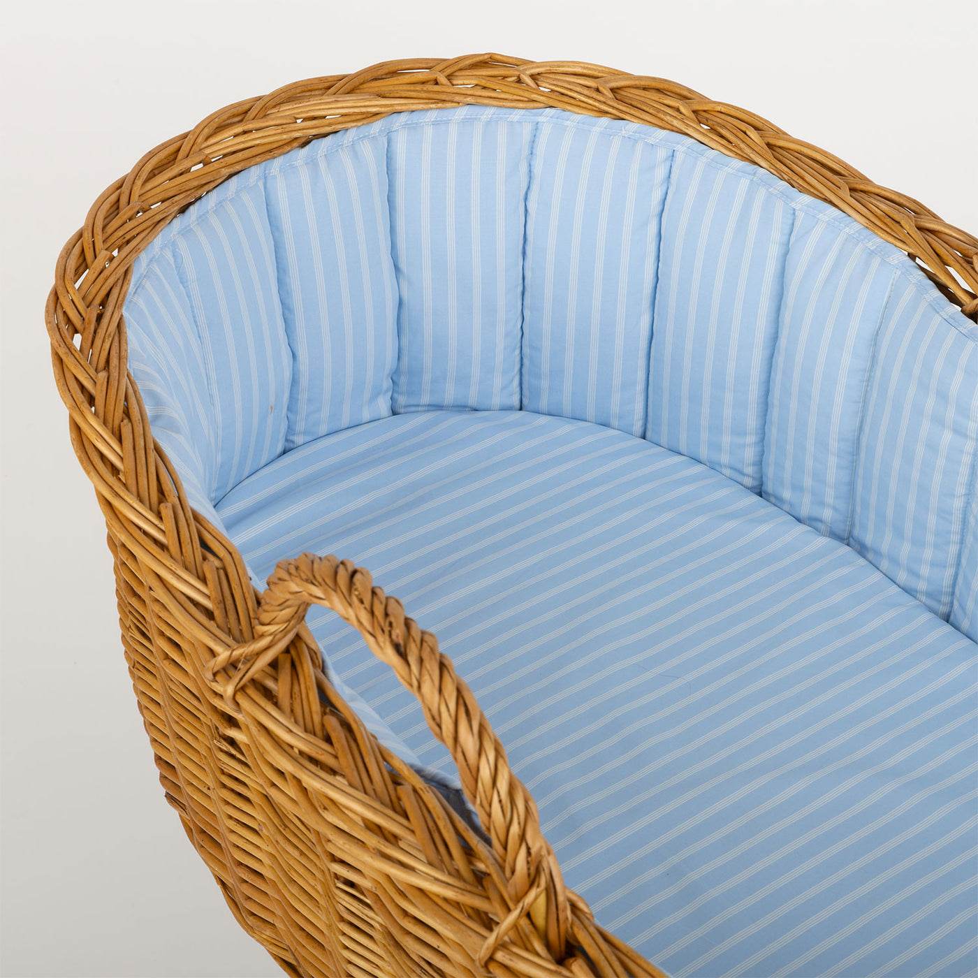 Plumcake Wicker Bassinet - PRE ORDER