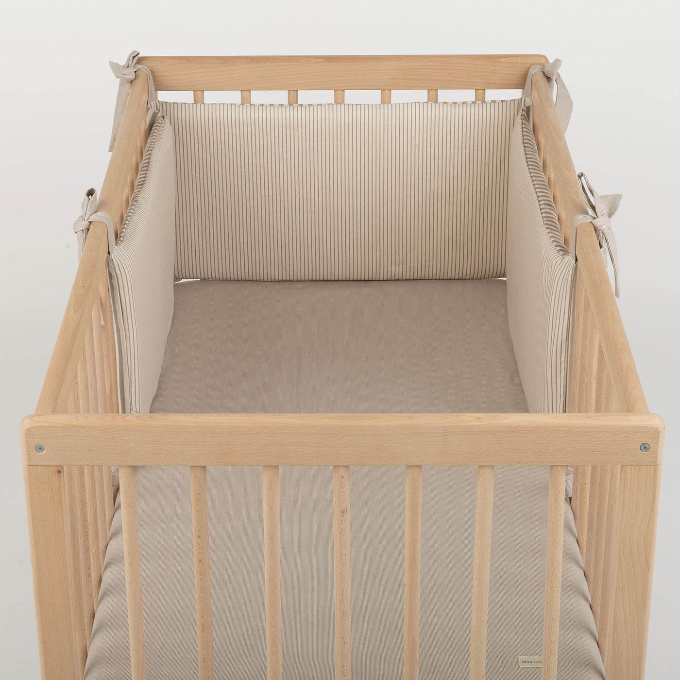 stokke half bumper Crib Protector Half Reversible Beige Stripes · Minicoton