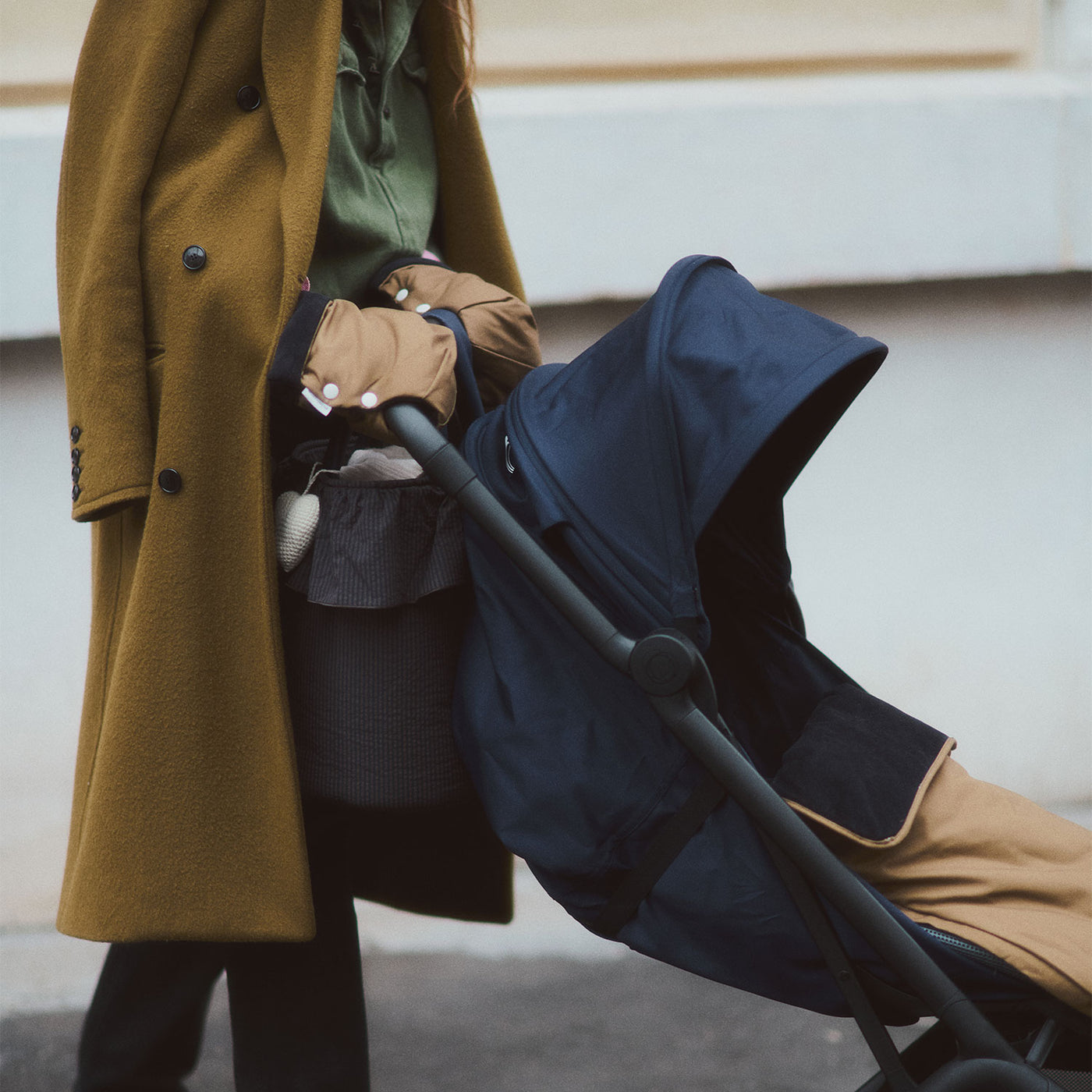 Manoplas Caramelo Trench