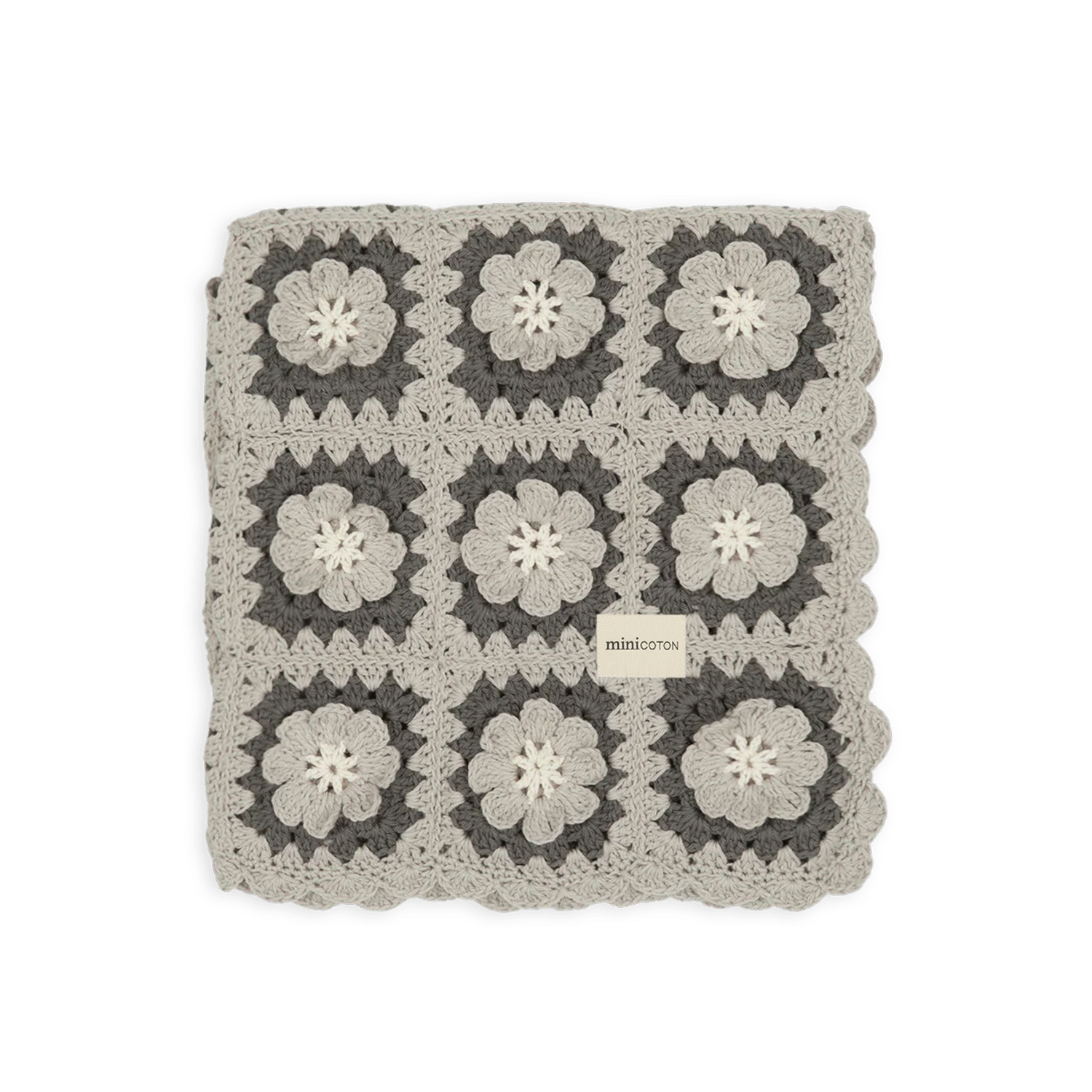 VENDU - Ancien couvre lit crochet fait main dessin fleurs - Le Grenier VENDU - Ancien couvre lit crochet fait main dessin fleurs - Le Grenier