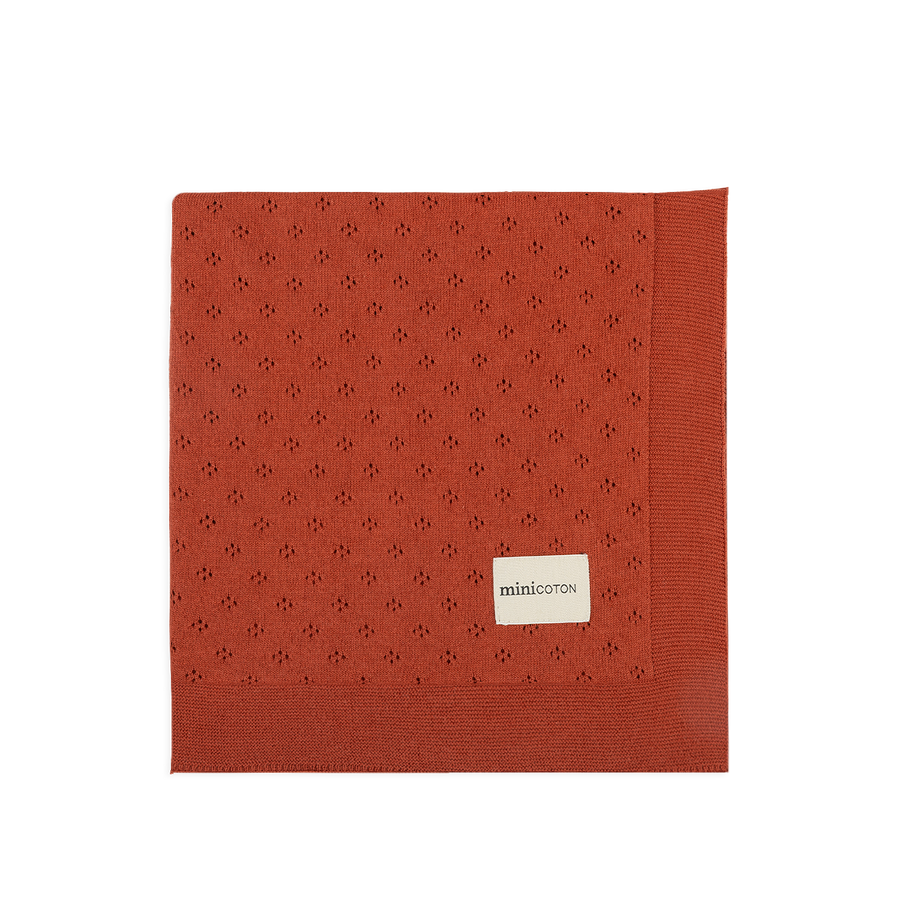 Manta Holey Knit Red