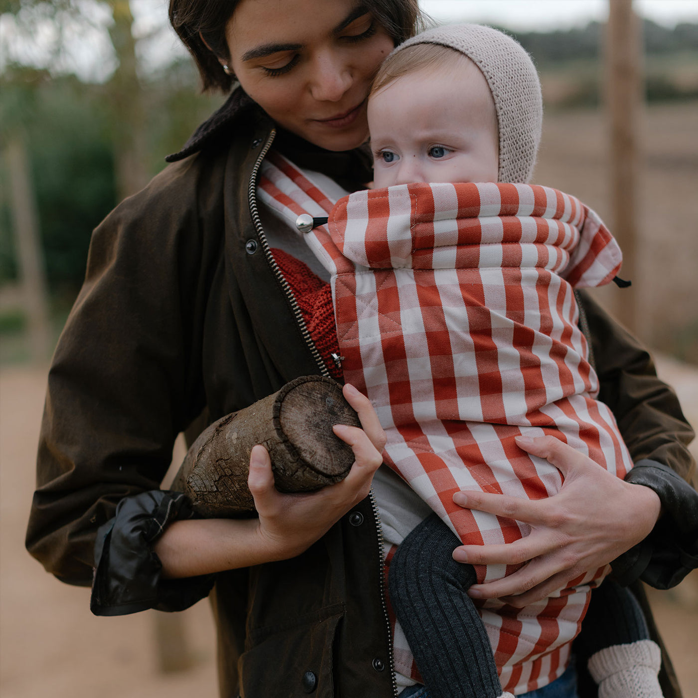 Babytrage Rucksack Somomu® Vichy Rot + Off White