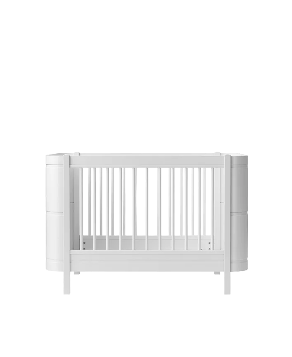 Oliver Furniture Wood Mini+ cot bed incl. junior kit